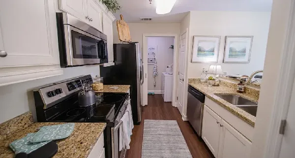 Summit Hills Spartanburg SC | Villa Apartment Interior Kitchen 2020-24
